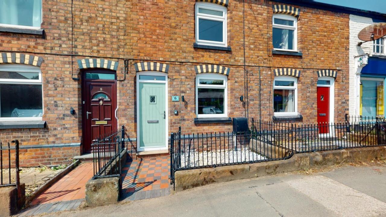 Modern 3-Bed House On Tarporley High Street Villa ภายนอก รูปภาพ